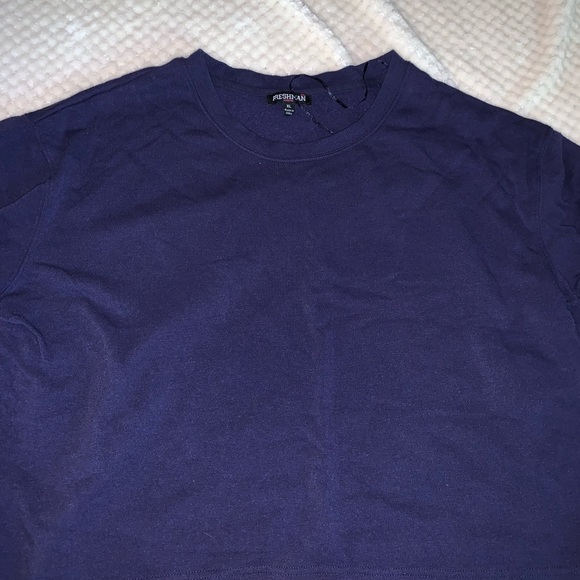 Cropped Sweater (Varsity Style) - Picture 2 of 4